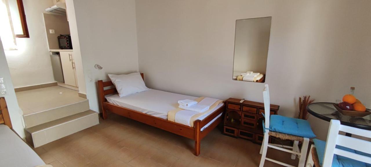 Platia * Matala